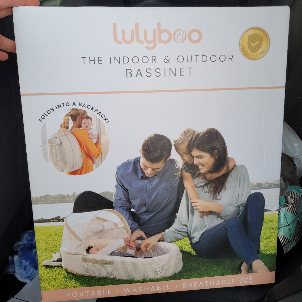 NIB Lulyboo Indoor Outdoor Travel Bassinet Natural Beige